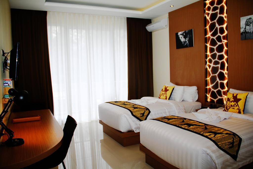 Royal Safari Garden Resort And Convention Bogor Rum bild